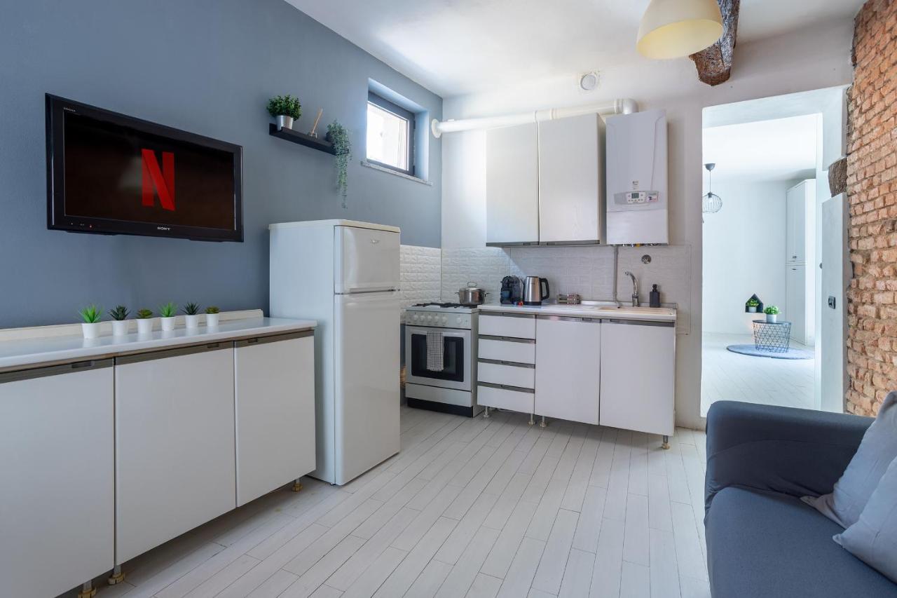 Centro Storico • Wi-Fi, Netflix E Terrazzo Apartment Pavia Bagian luar foto
